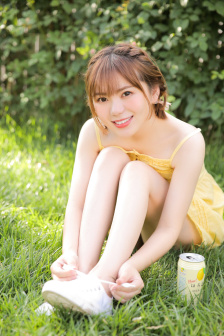 三块广告牌